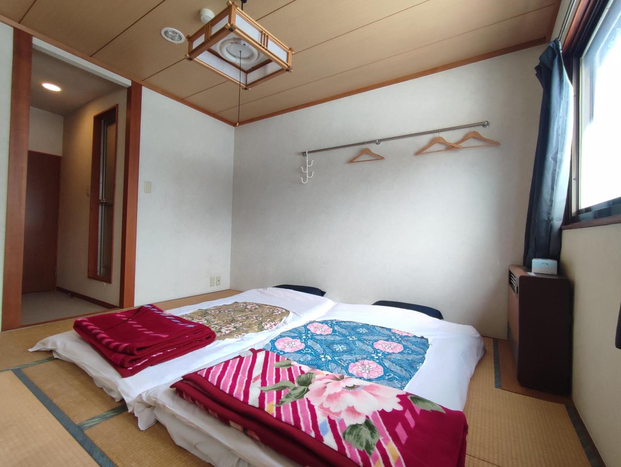 Peuf Lodge Otari Kültér fotó